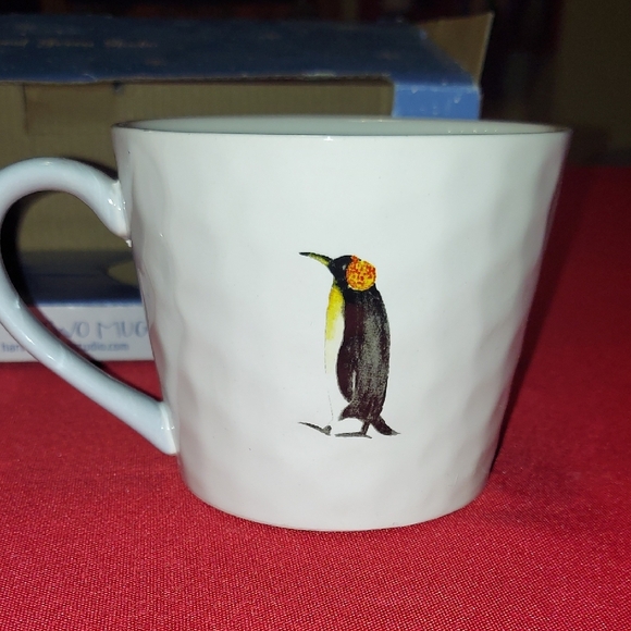 Penguin Design Mugs Set - Green and White - Picture 4 of 9